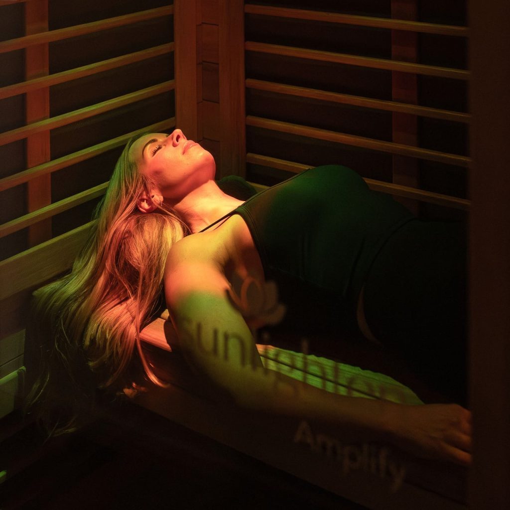 RENU-RGB-1920px-6740-square
